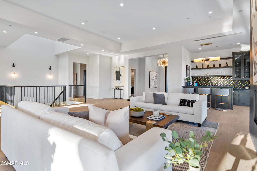 Unknown-999 - Residential