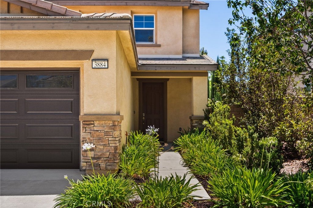 3884 Rosena Ranch