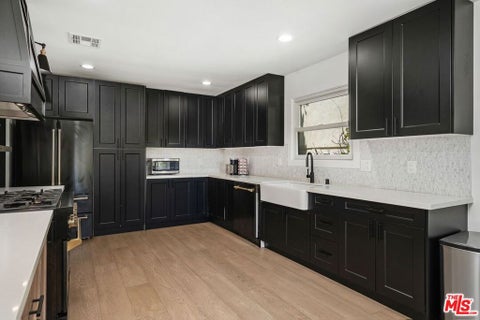 Tiny photo for 3304 Shelby Drive, Los Angeles, CA 90034 (MLS # 26875891)