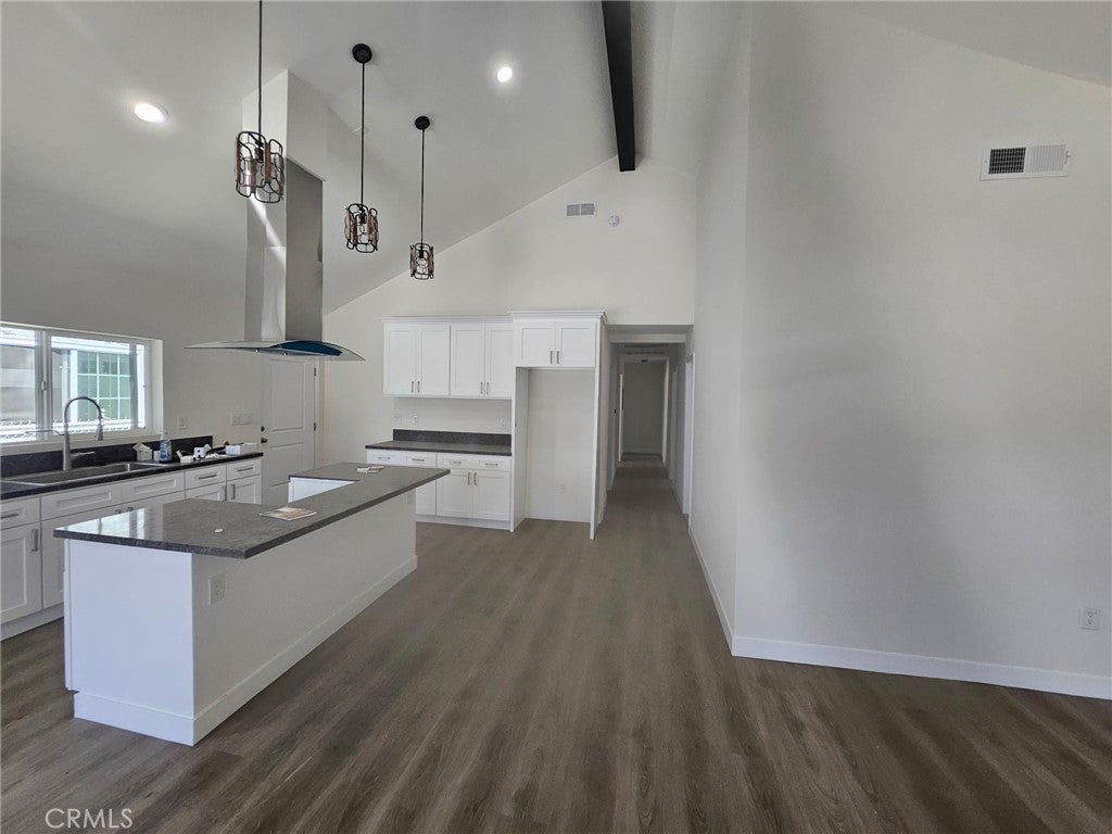 845 W 56th Street