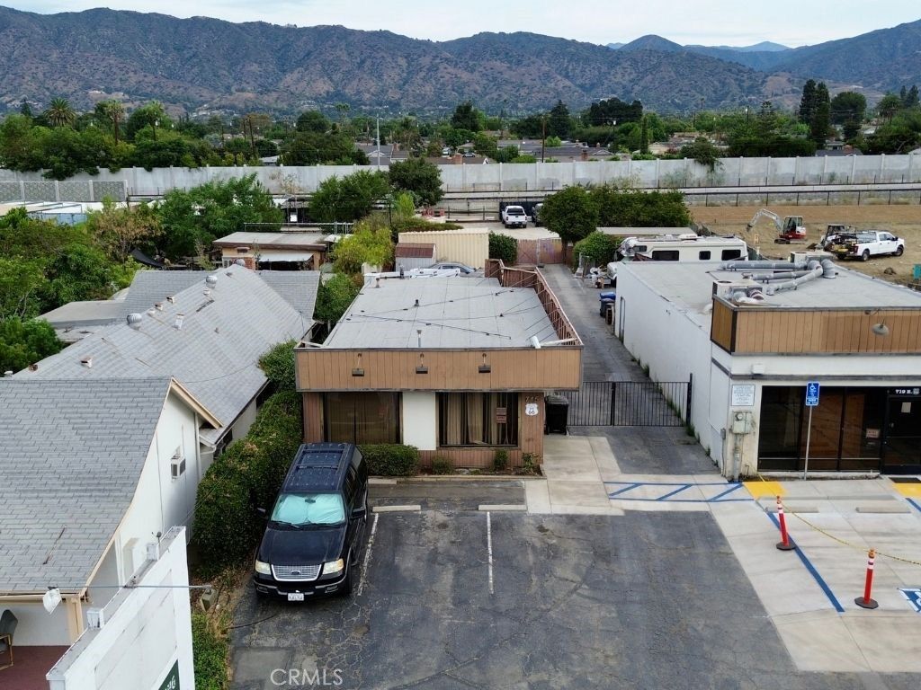 Photo of 709 E Route 66, Glendora, CA 91740 (MLS # AR25245333)