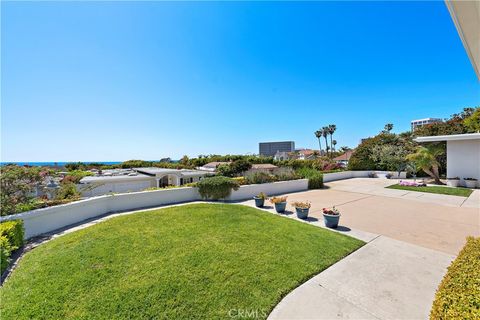 Photo of 2501 Blue Water Dr, Corona Del Mar, CA 92625 (MLS # NP25258760)