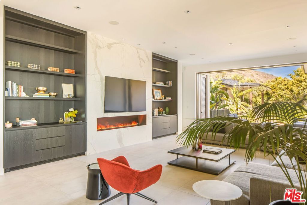 MariSol Malibu - Residential