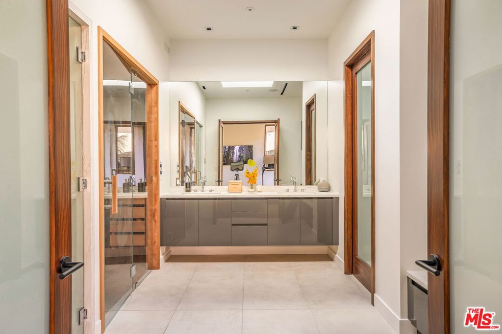 MariSol Malibu - Residential