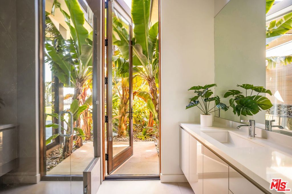 MariSol Malibu - Residential