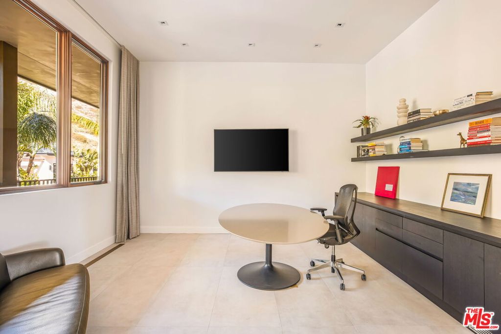 MariSol Malibu - Residential
