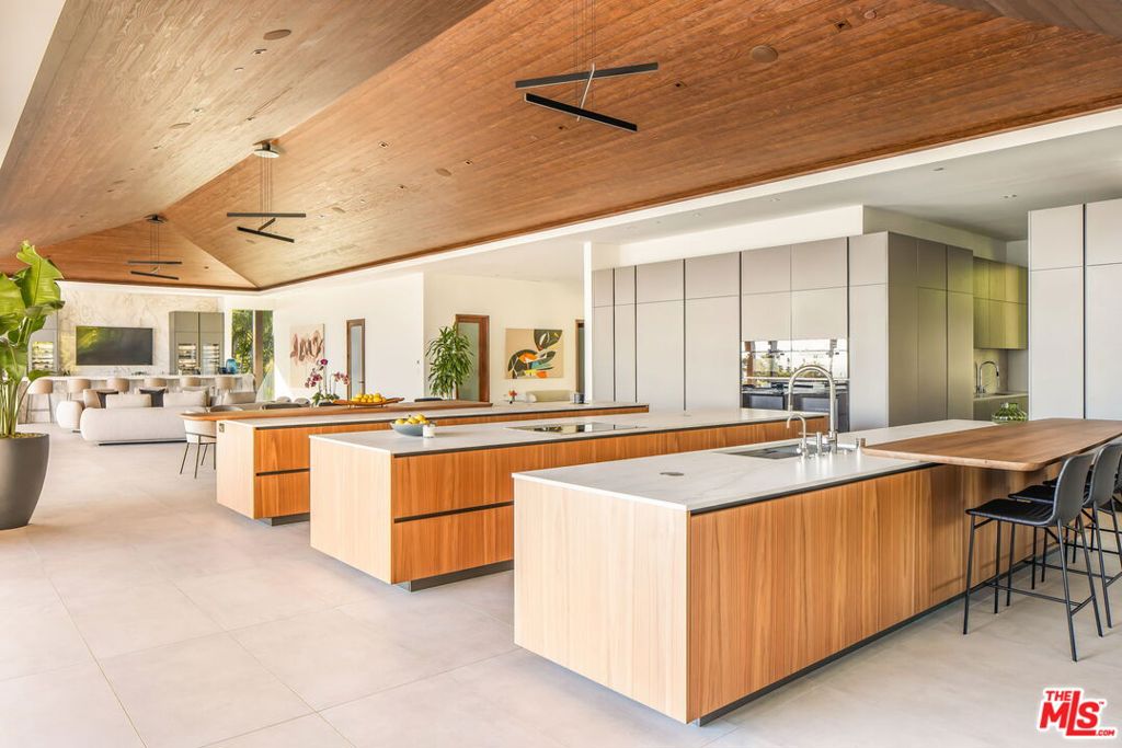 MariSol Malibu - Residential