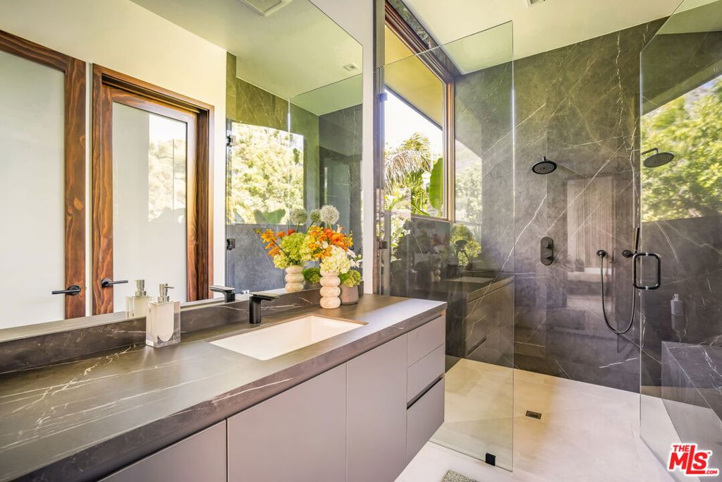 MariSol Malibu - Residential