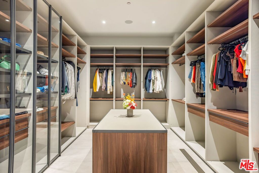 MariSol Malibu - Residential
