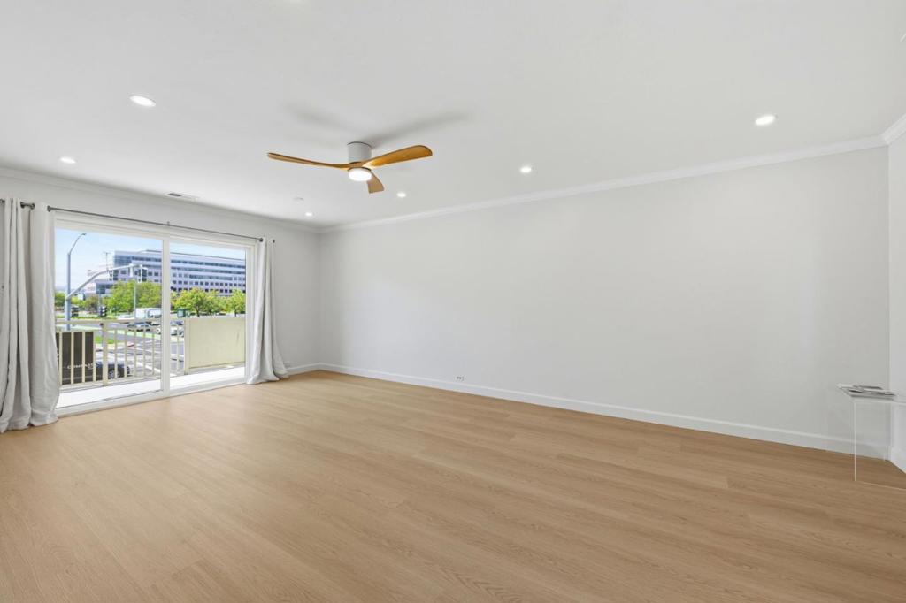 1214 Admiralty Lane