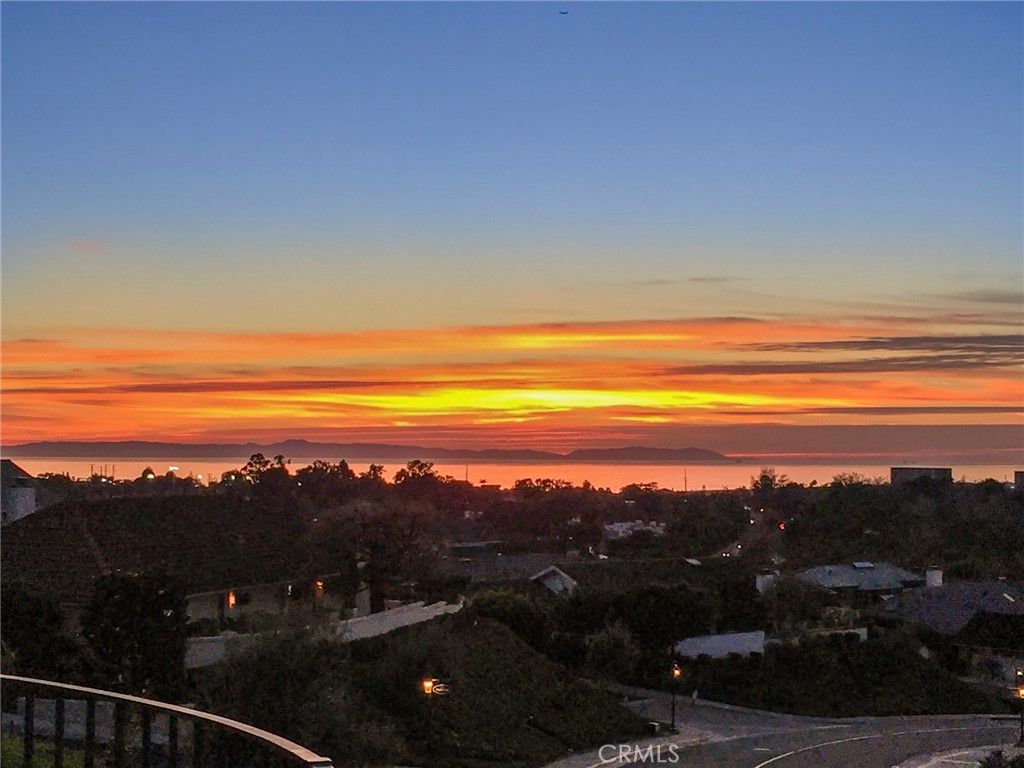 Photo of 1921 Yacht Colinia, Newport Beach, CA 92660 (MLS # NP26103110)