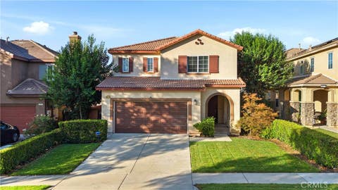 Photo of 3875 Quartzite LN, San Bernardino, CA 92407 (MLS # CV26188675)
