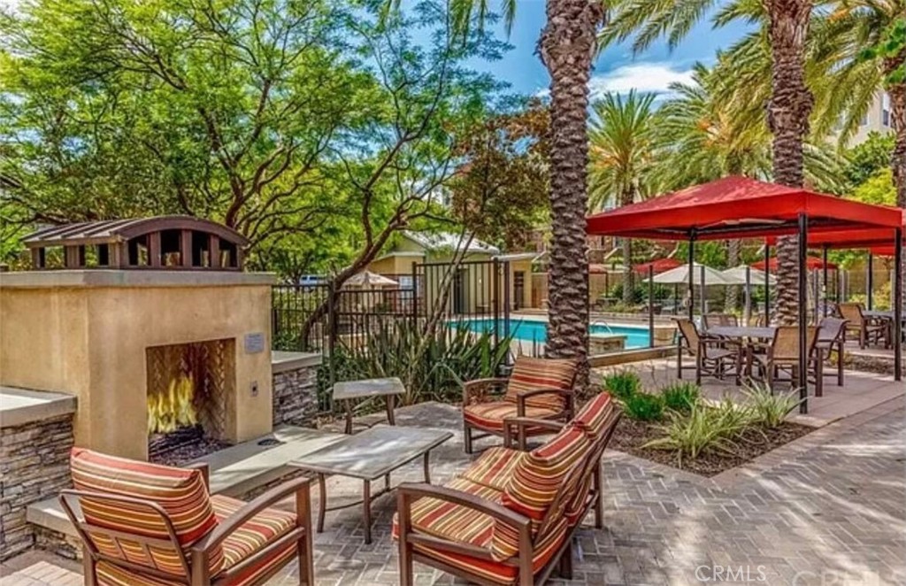 Latitudes South (LATS) - Residential Lease