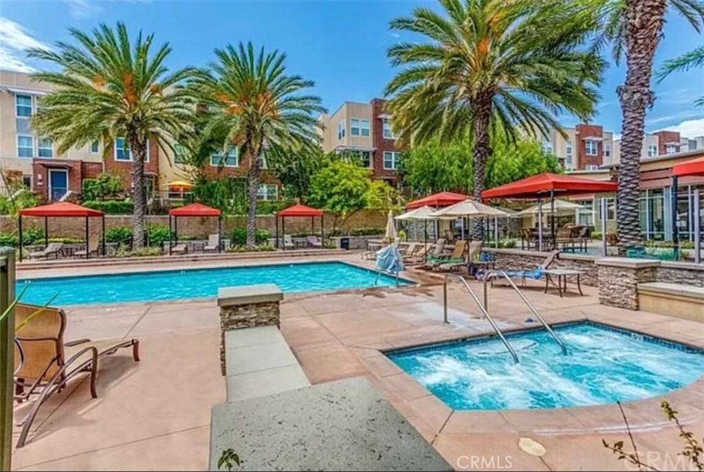 Latitudes South (LATS) - Residential Lease