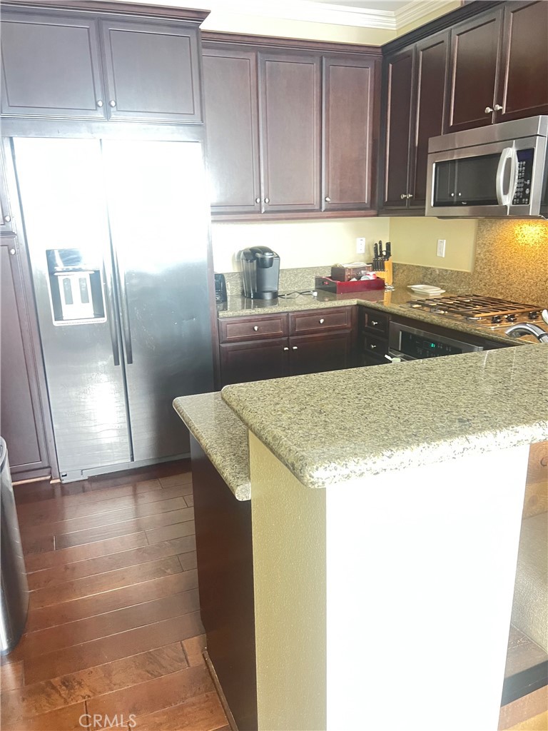 Latitudes South (LATS) - Residential Lease