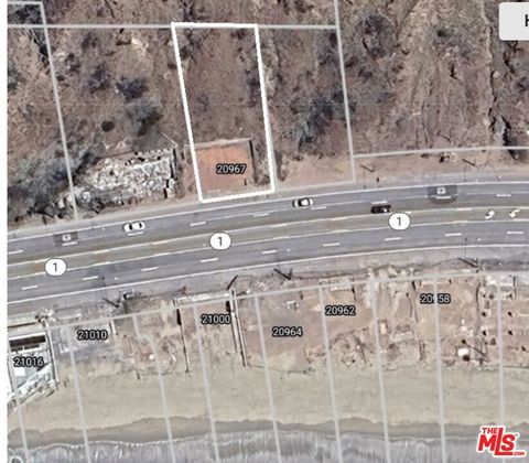 Photo of 20967 Pacific Coast Highway, Malibu, CA 90265 (MLS # 25582861) Photo of 20967 Pacific Coast Highway, Malibu, CA 90265 (MLS # 25582861)
