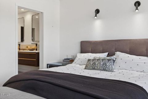 Tiny photo for 911 Vallecito Drive, Ventura, CA 93001 (MLS # V1-34665)