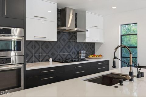 Tiny photo for 911 Vallecito Drive, Ventura, CA 93001 (MLS # V1-34665)