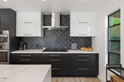 Tiny photo for 911 Vallecito Drive, Ventura, CA 93001 (MLS # V1-34665)