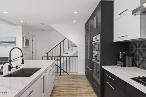 Tiny photo for 911 Vallecito Drive, Ventura, CA 93001 (MLS # V1-34665)