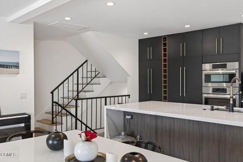 Tiny photo for 911 Vallecito Drive, Ventura, CA 93001 (MLS # V1-34665)