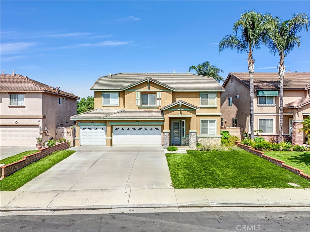 Great Opportunity in Chino! This 5-bedroom home in West Chino offers one bedroom (currently used as office) and full bath downstairs. 4 bedrooms upstairs, including large primary bedroom with shower and separate soaking tub, double sinks, and walk in closet. Another full bath for the guest rooms and large bonus room / loft upstairs. Inside Laundry room and sink and 3-car garage.