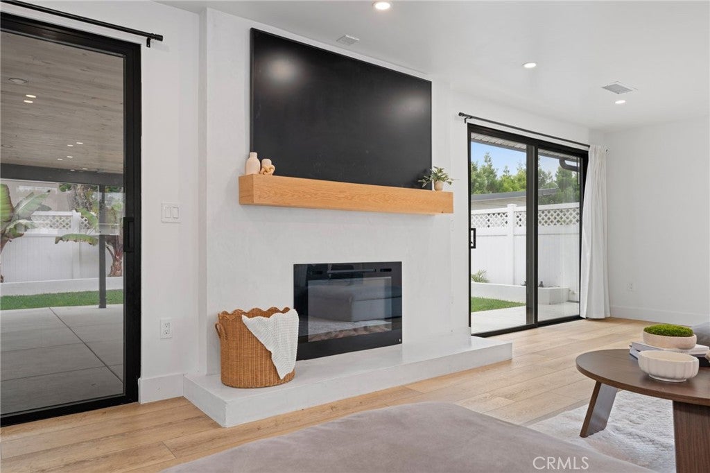 2732 Lorenzo, Costa Mesa CA 92626 - Photo 13