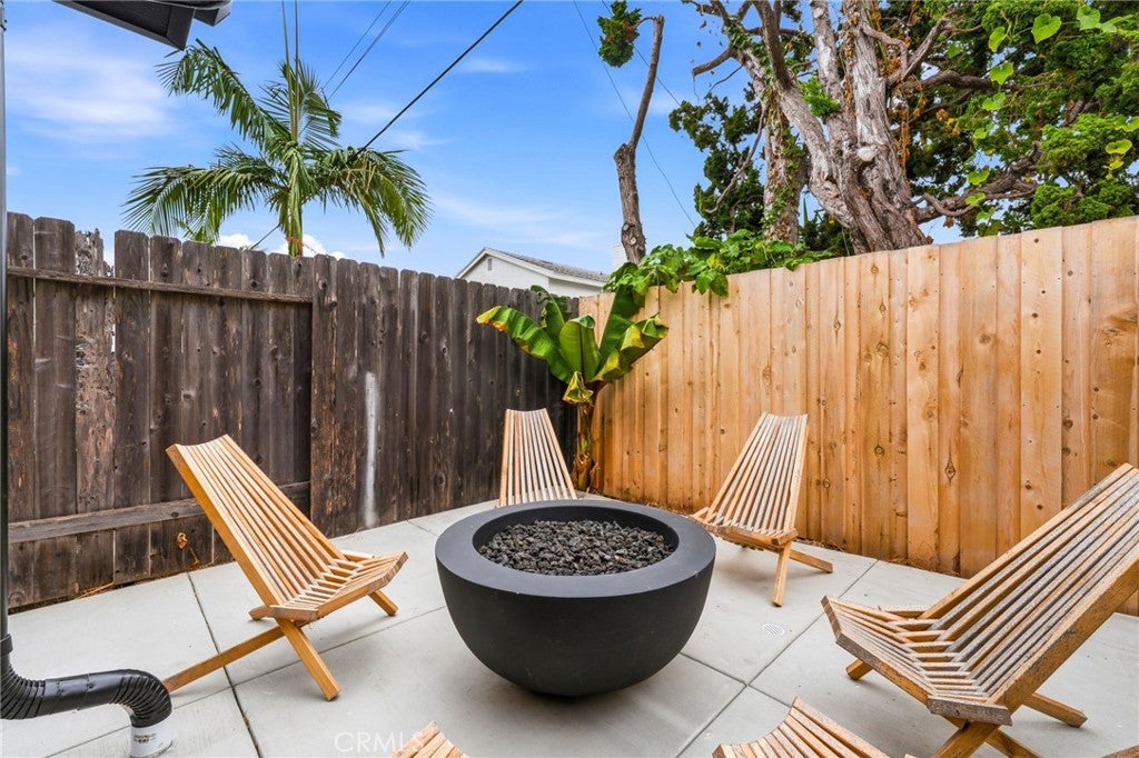 2732 Lorenzo, Costa Mesa CA 92626 - Photo 41