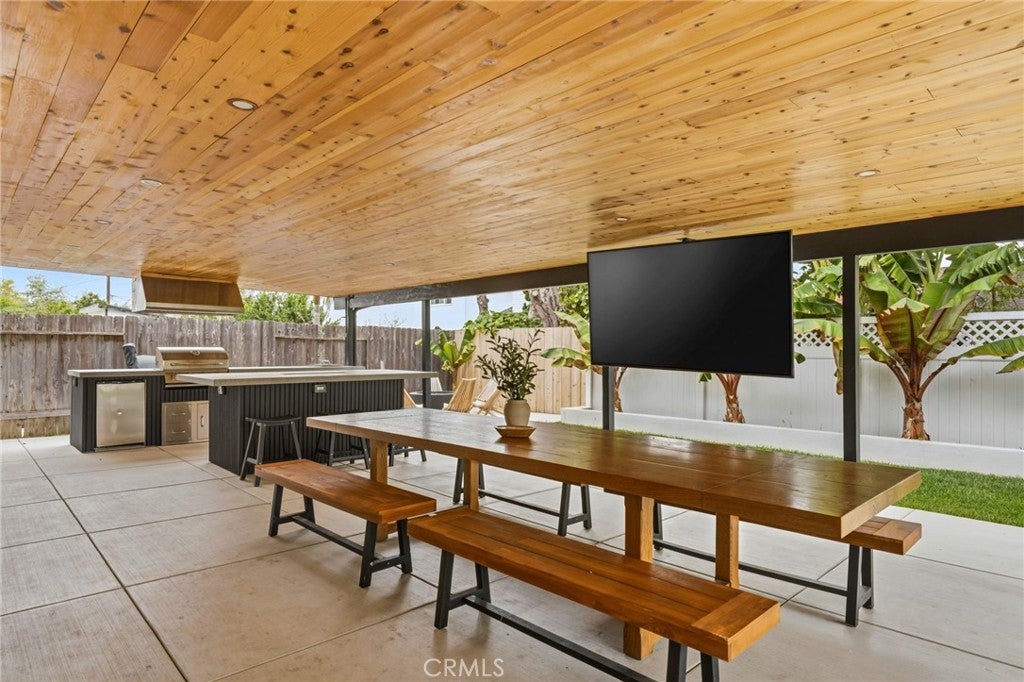 2732 Lorenzo, Costa Mesa CA 92626 - Photo 36