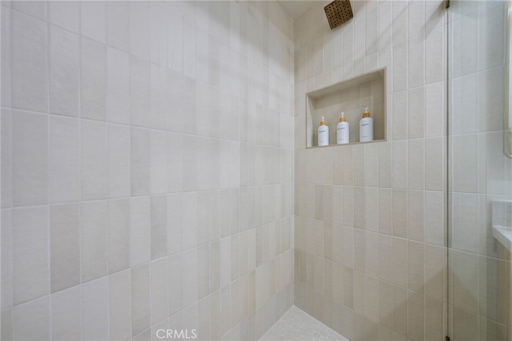 2732 Lorenzo, Costa Mesa CA 92626 - Photo 18