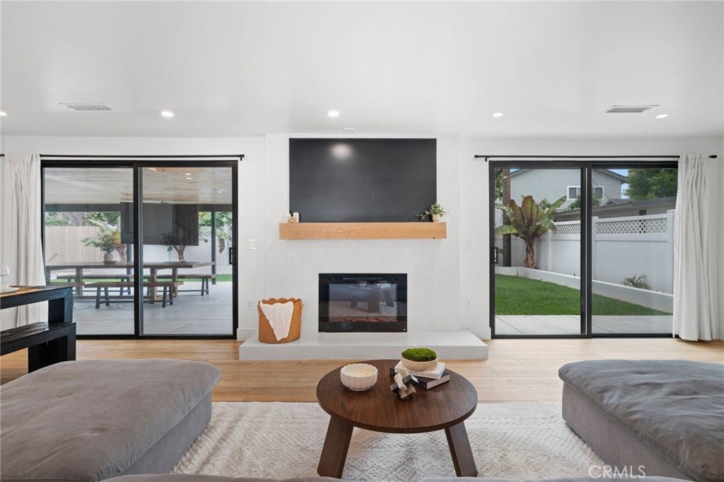 2732 Lorenzo, Costa Mesa CA 92626 - Photo 12