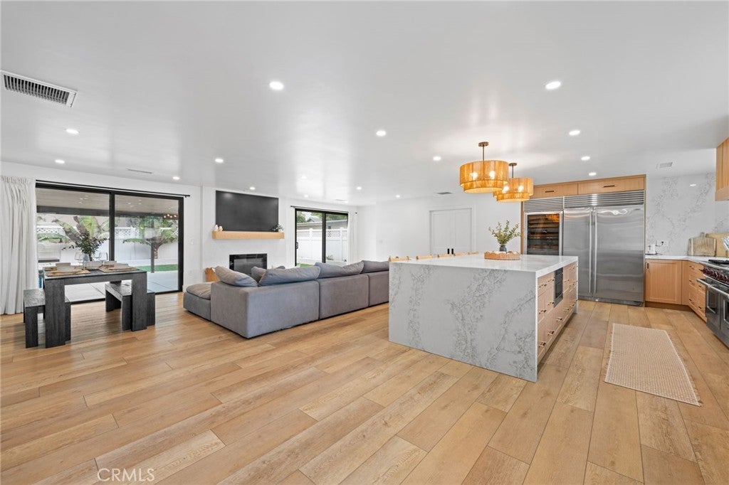 2732 Lorenzo, Costa Mesa CA 92626 - Photo 11