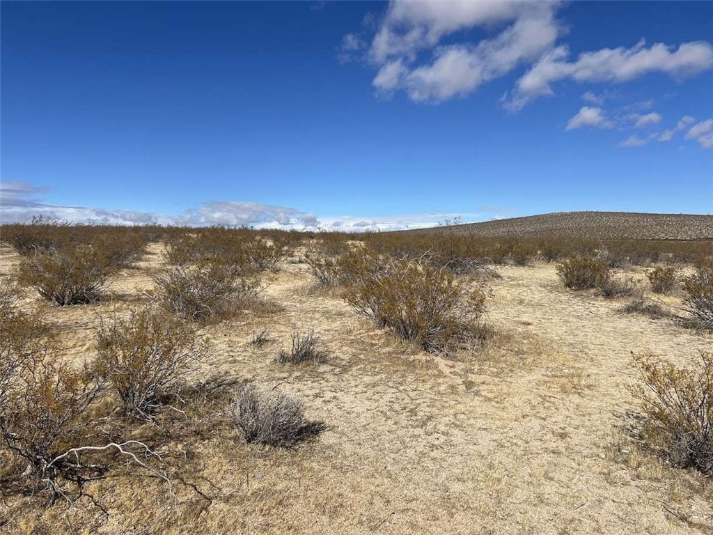 Creative Financing Offered. This parcel is just under 20 Acres of open land ready for you to come and make a lifetime of fun weekend memories ! Located about 130 Miles from Los Angeles in the motorsports mecca of eastern Kern County, this prime desert property is a canvas for whatever creative ideas you can come up with. Located just north of Anthill if you know the OHV trails in this area. The property features some fun elevation gradient changes, including a neat little bowl area that offers some great shelter to make camp. If you have been looking for a deal for some fun Open land in Southern California This is it!