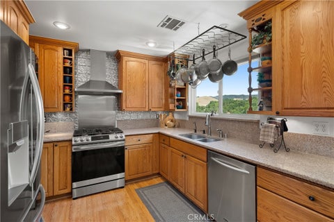 Tiny photo for 1958 Green Brook Lane, Paso Robles, CA 93446 (MLS # SC26149479)