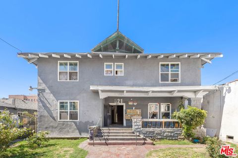 Photo of 521 S Union Avenue, Los Angeles, CA 90017 (MLS # 26672521)