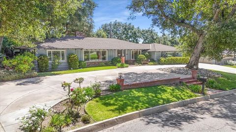 Photo of 336 Oak Tree Dr, Glendora, CA 91741 (MLS # WS26068429)