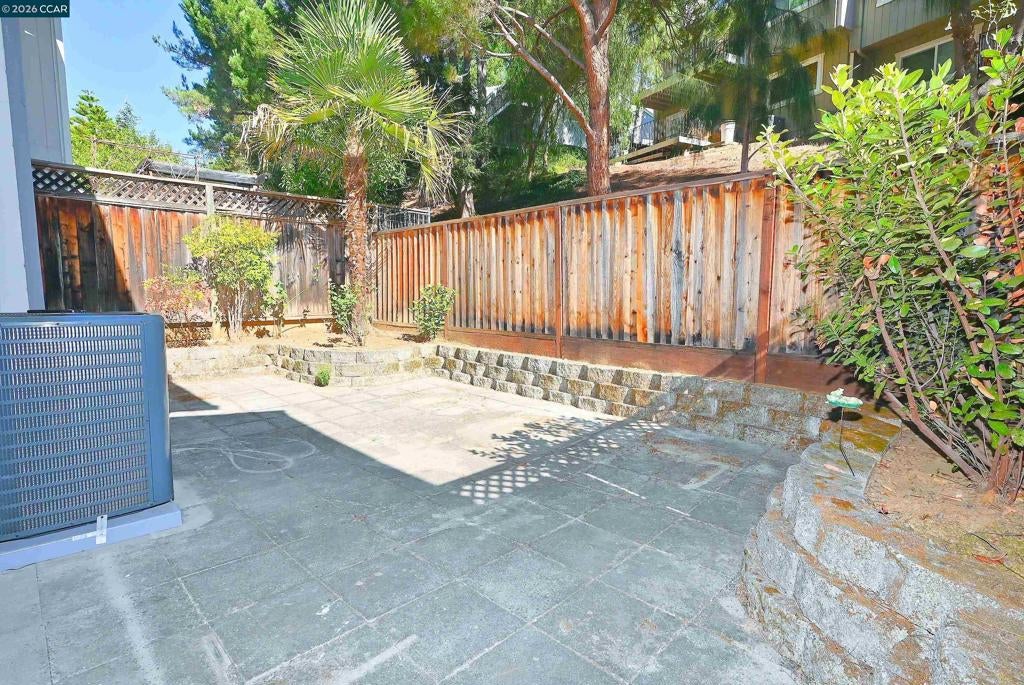 2416 Willow Tree Lane