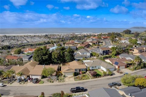 Tiny photo for 171 Surf Street, Pismo Beach, CA 93449 (MLS # PI26036613)
