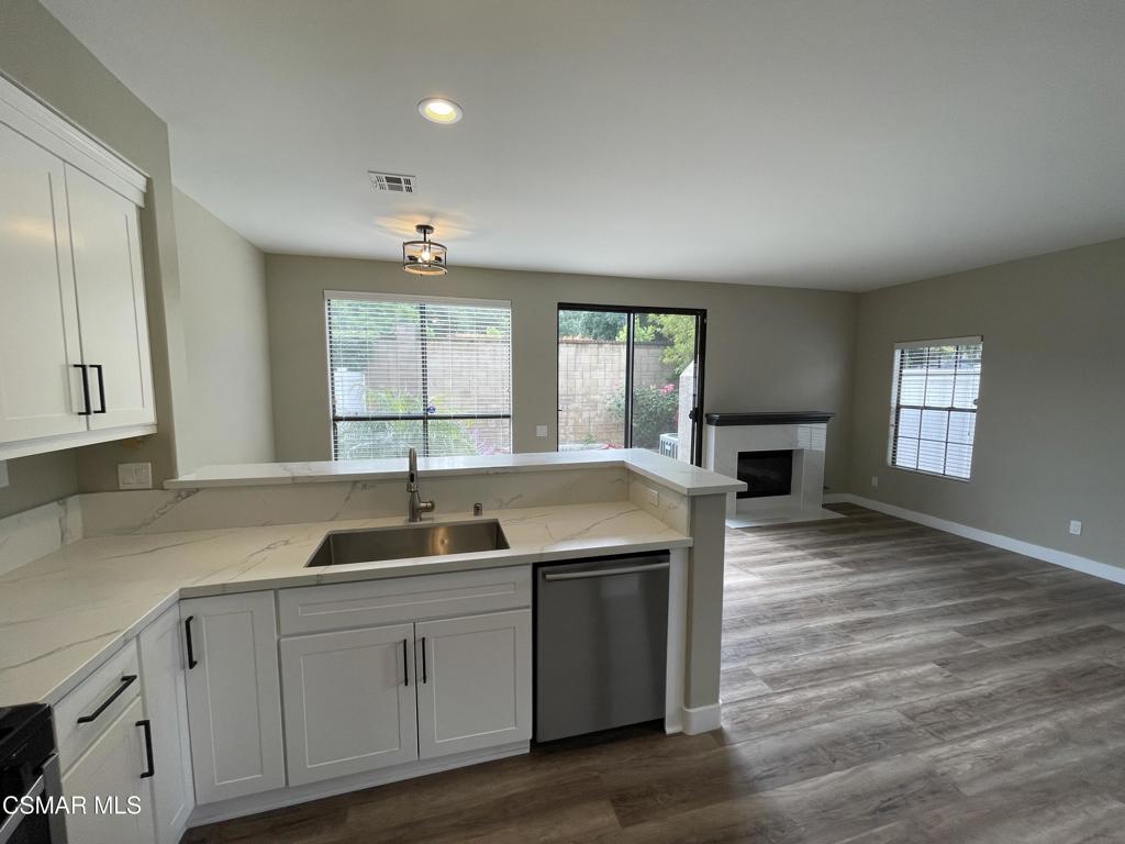 Capri West Oaks Park-832 - 832 - Residential Lease