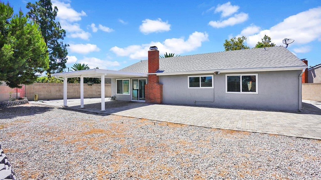 902 W Alpine