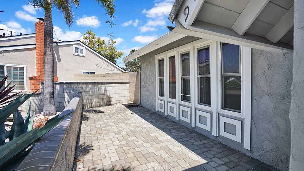 902 W Alpine