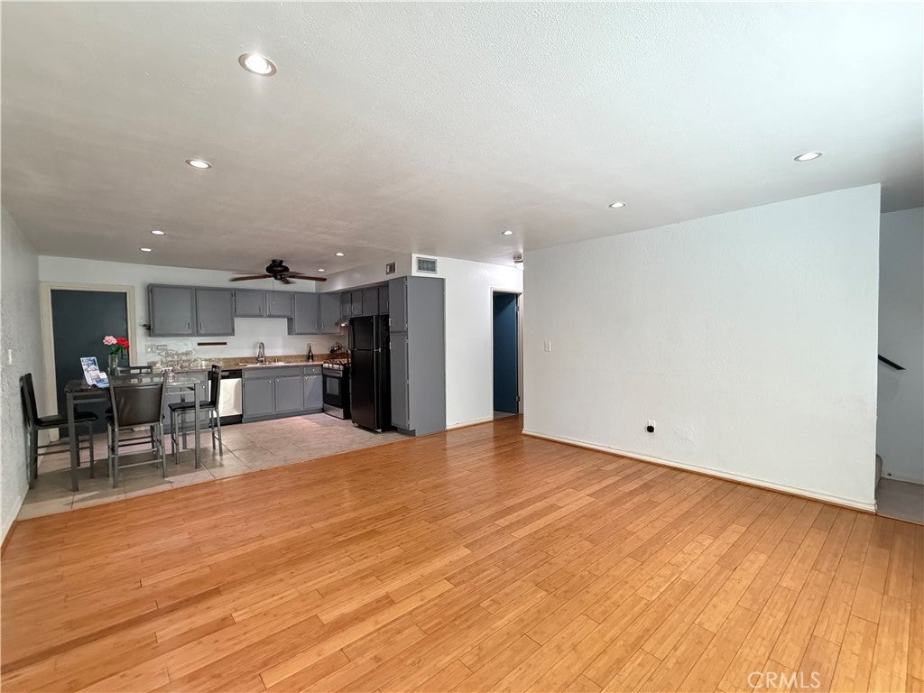 1434 Highland Avenue 8