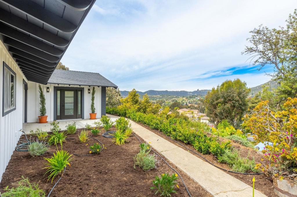3346 Laurashawn Lane