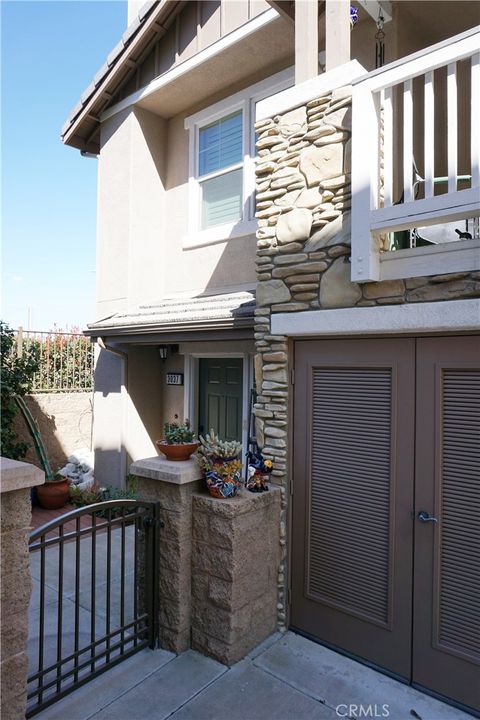 3037 Cole Grade Santee CA 92071