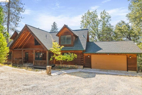 Photo of 22420 Colorado River DR, Sonora, CA 95370 (MLS # 41149534)