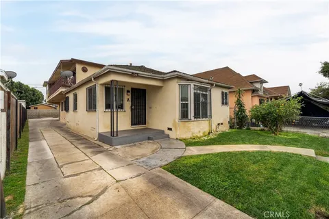 154 E 82nd Place, Los Angeles, CA 90003 - MLS#: PW26013751