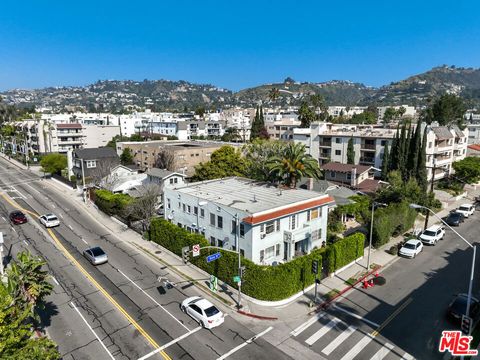 Photo of 7401 Fountain Avenue, Los Angeles, CA 90046 (MLS # 26642937)
