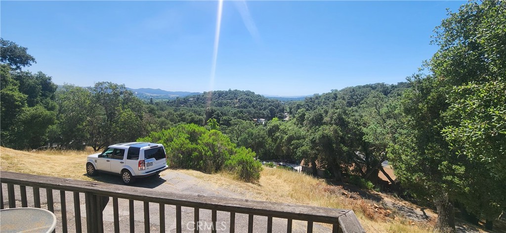 5745 Encino