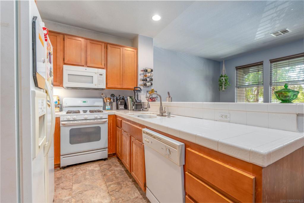 1648 Sweet Gum Place