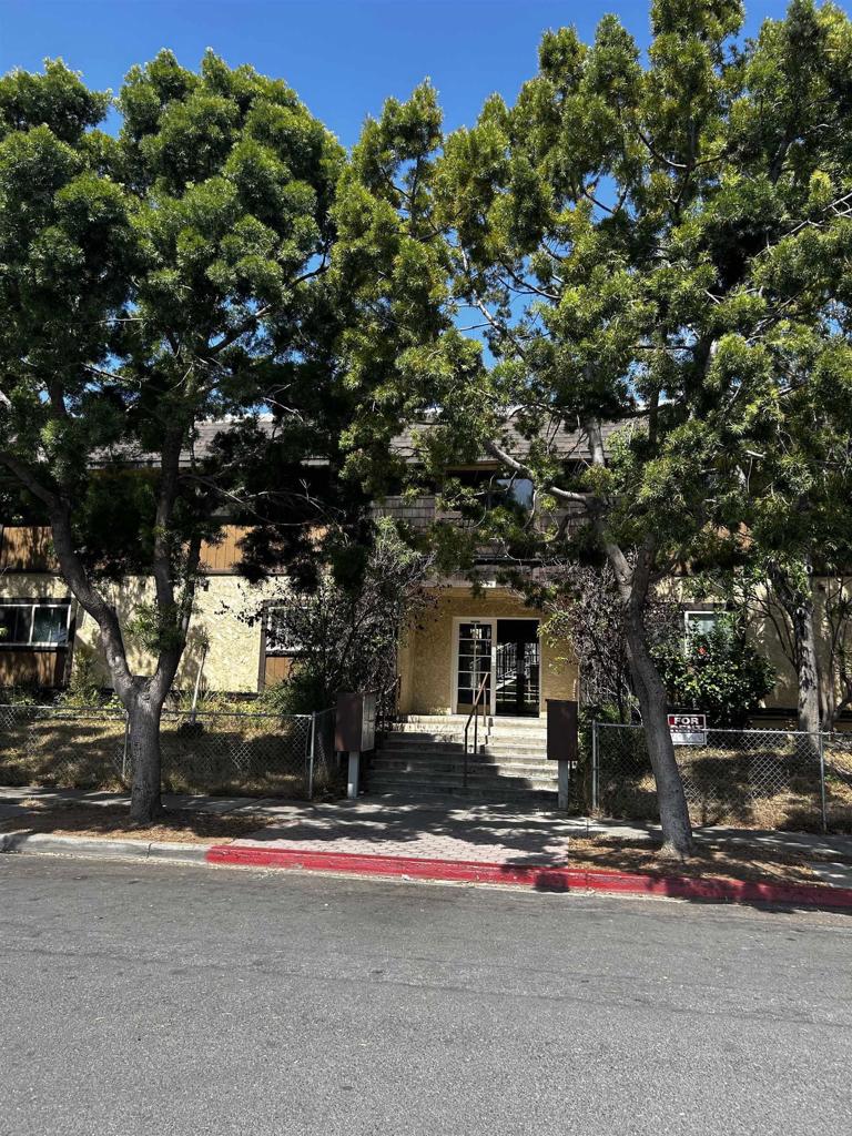 634 8 th St Apt 4